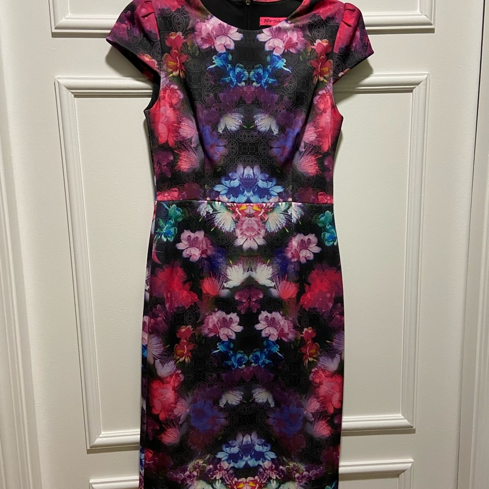 Betsey Johnson sheath floral midi dress